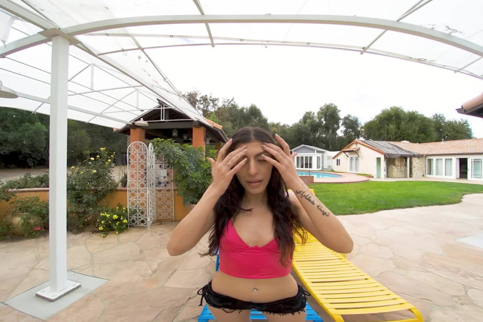 RealHotVR: Stepdad Spoils Me with Sexy Lingerie - Now Masturbate Before We...