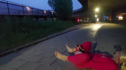 sweetfeet29: Čekání na někoho