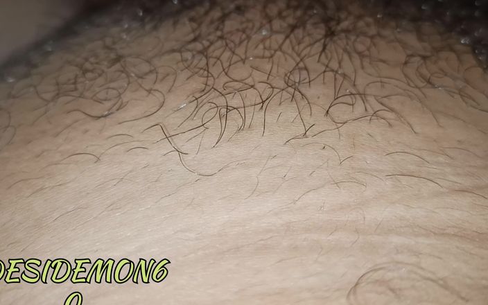 DesiDemon60: Eu primeira vez minha meia-irmã casada meu quarto se facking...