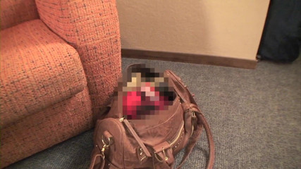 Asian Mature Climax: Azjatka w czarnych pończochach przyzwyczaja się