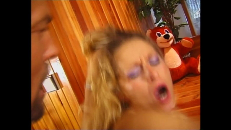 Muschi movie official: Vagina panas pirang