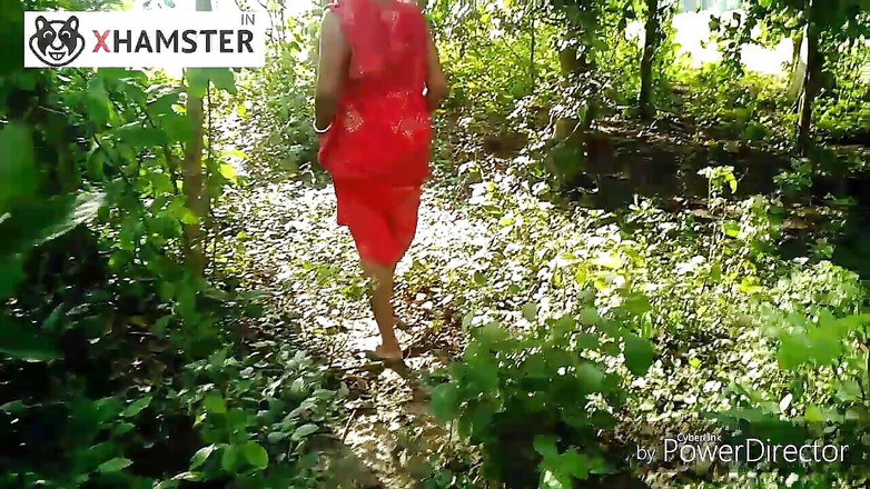 my house: Я трахав свою в порожньому лісі Nomita Bhabhi