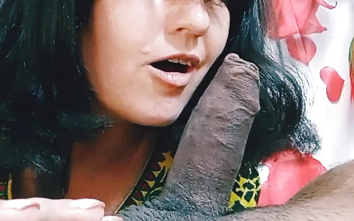 Bolly Karma: Naughty MILF Exciting Sex Clip