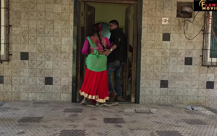 Flame Movies: Desi Sabjiwali Bhabhi Desi Sex Uncut