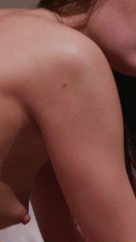 Naughty Cindy Shine döl seviyor