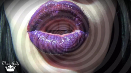 Goddess Misha Goldy: My Purple Magic Lips Making You Crazy