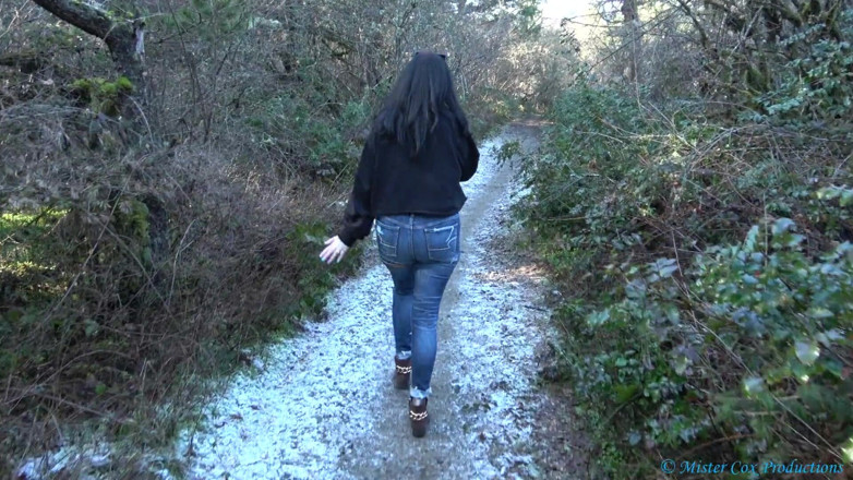 MrxMrsCox: Na zewnątrz nieznajomy pickup sex oralny i jebanie POV