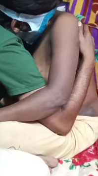 Shona Ji follada enormes tetas india mucama en audio hindi