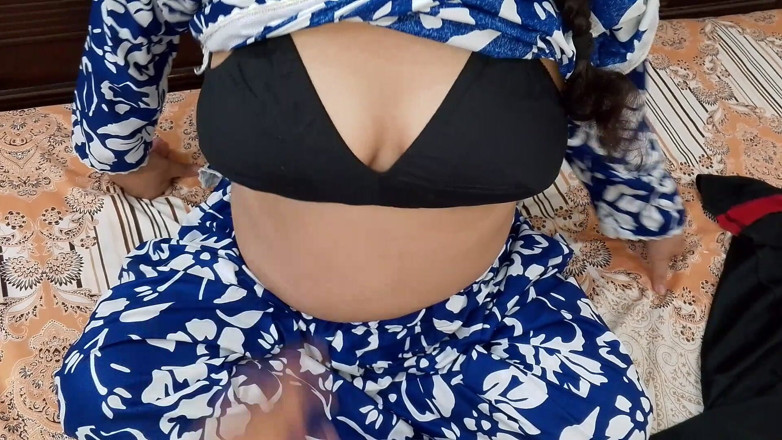 QueenbeautyQB: Hot Indian Punjabi Lady with Super Hot Ass Fucking