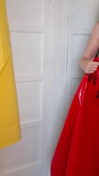 La Troia Del Grembiule in Pvc Squirta
