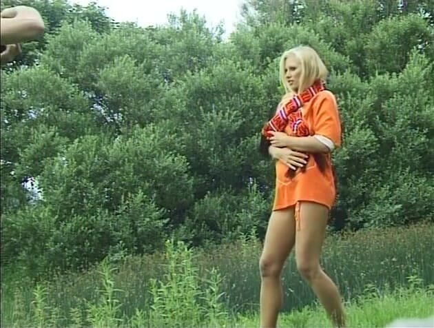 Flash Model Amateurs: Фотозйомка за лаштунками на відкритому повітрі