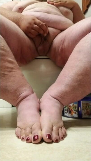 Chubby Bear: Glazed my feet