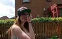 German Amateur: Prsatá brunetka chčije venku před kamerou