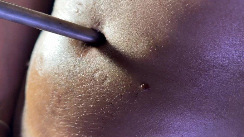 Navel fans: Wiercone przez pieprzoną maszynę