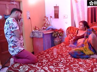 Desi Bold Movies: Het sonagachi bhabi hardcore knull med sina tre kunder (hindi ljud)