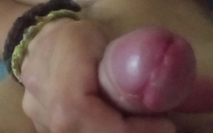 My big dick close up for you: 我的大鸡巴独自在家