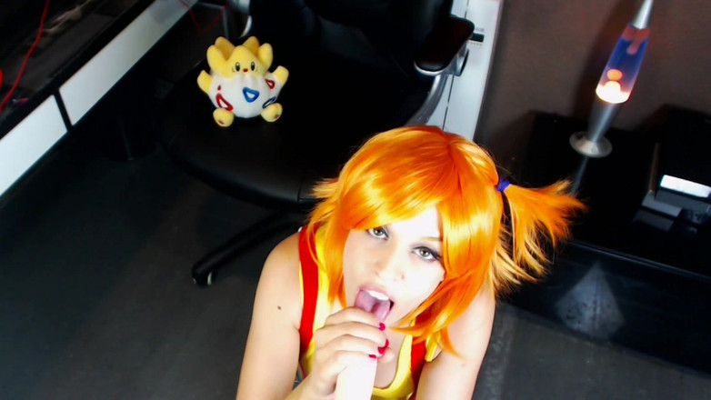 Candystart Videos: Misty角色扮演口交。第一人称视角和眼神接触