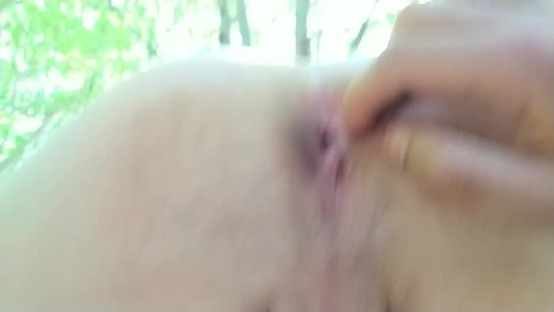 Idmir Sugary: Gli amici single "ahi" mi fanno gemere e gli fanno sborrare...