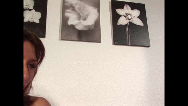 MMV films - The Original: Ejaculare facială haotică după o muie neglijentă și futai dur cu țâțe