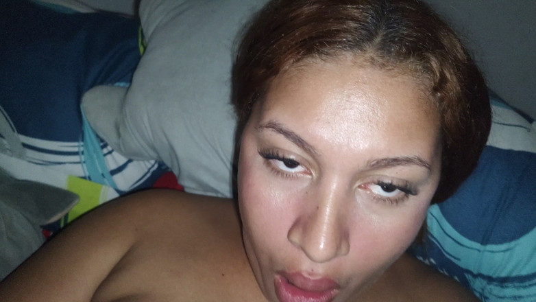 LiL Latin Goddess: Sezonul trei - Urs cu spermă cu vedere la persoana 1, Pizdă...