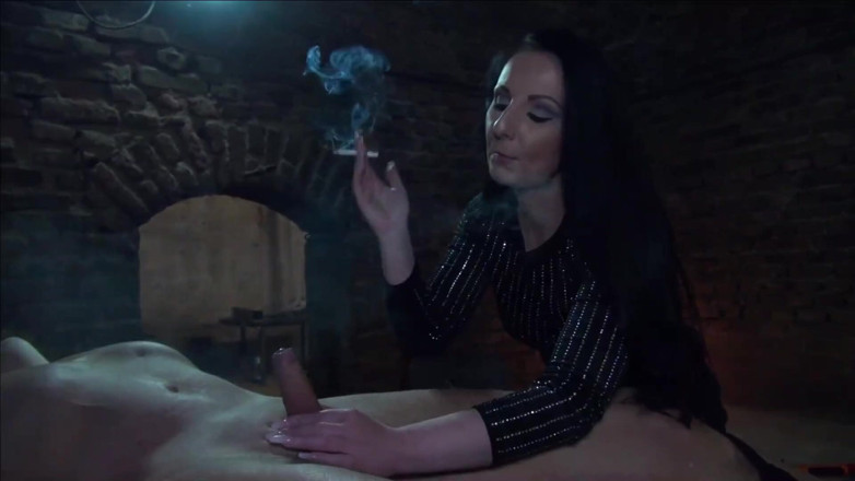 Lady Luciana Di Domizio: Экстремальная пытка члена и члена
