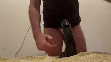 The newhere: Dildo besar 24 Cm ke dalam saya