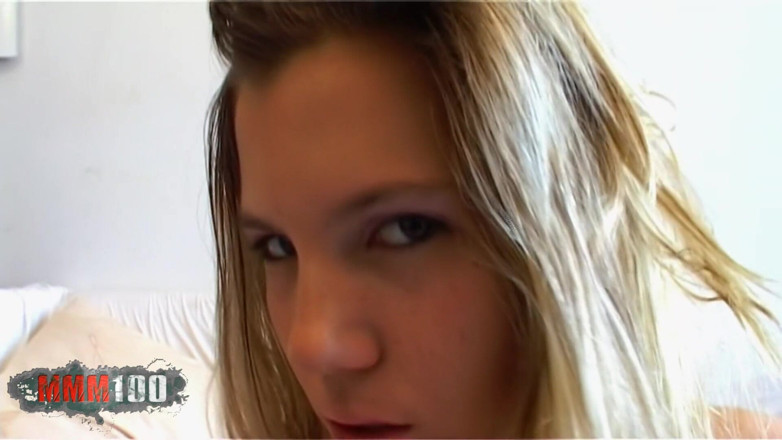 MMM100 Solo: Yaiza del Mar: hete Spaanse tiener die stript en haar...