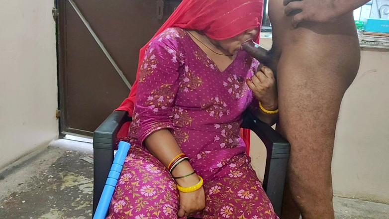 Annu bhabhi: 남친과 섹스하는 인도 섹시녀