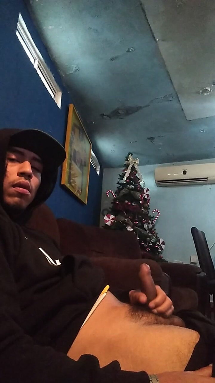 AlexAlejandro13: Vuoi divertirti in bagno Passi il più possibile il momento...