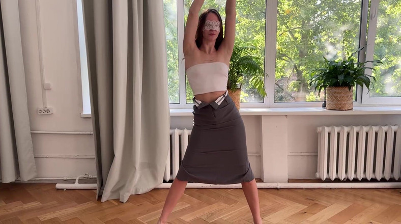 Skinny_lady69: Strakke rok yoga met godin
