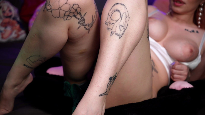 Eva Deva: Senin için külotla orgazm kontrolü ve mastürbasyon