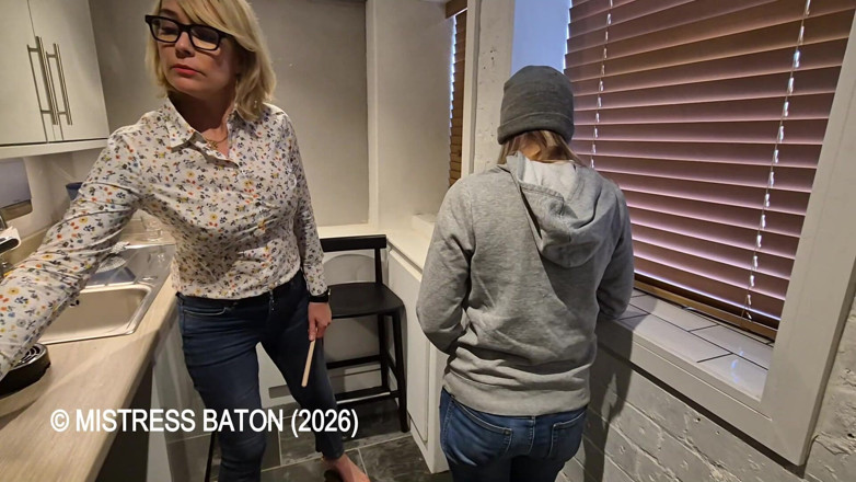MistressBaton: Alisha đánh đòn &amp; bú cu