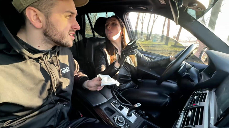 Hottie goddess: Fumând scrumieră umană stemommy și recompensă cu alăptare, vedere la persoana 1