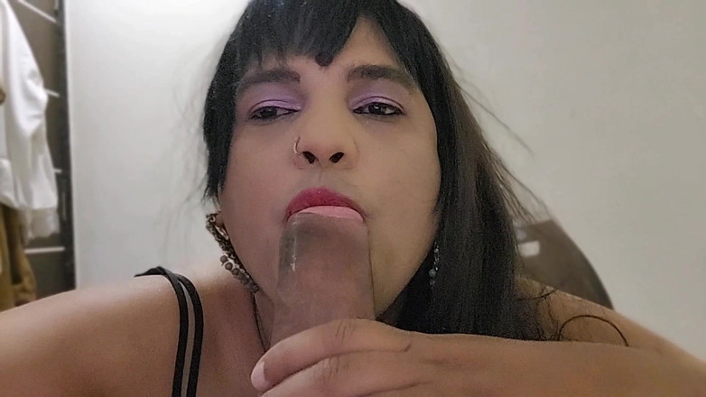 Indiansissychubby: Pertunjukan buku seks threesome bareng pasangan kekasih yang lagi berbahagia...