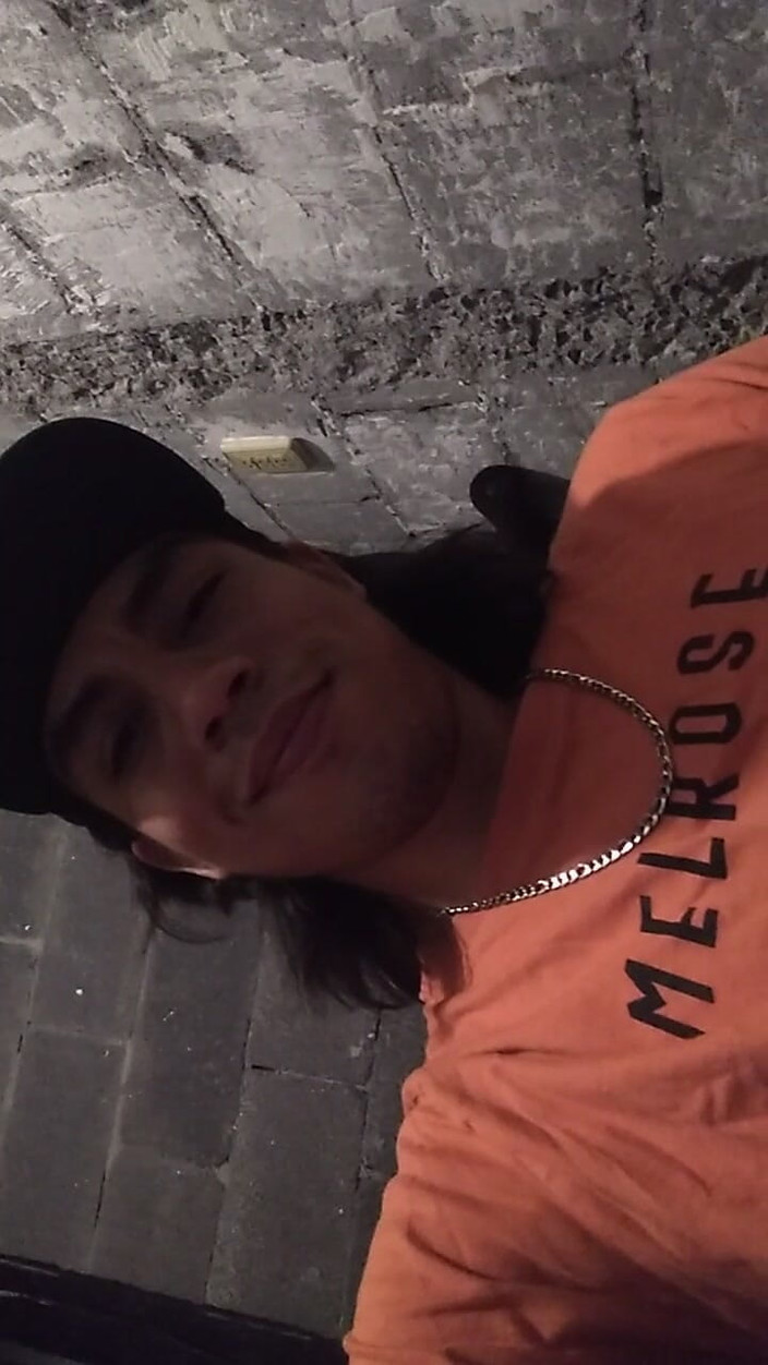 AlexAlejandro13: Saya tidak boleh membuat lucah