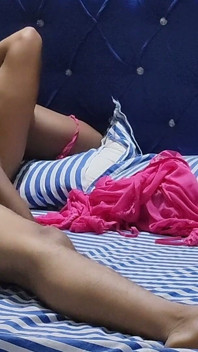 Indian Slut Bengali Girl Sucking Dick of Her Ex-boyfriend- Desi Bengali Girl Full Naked