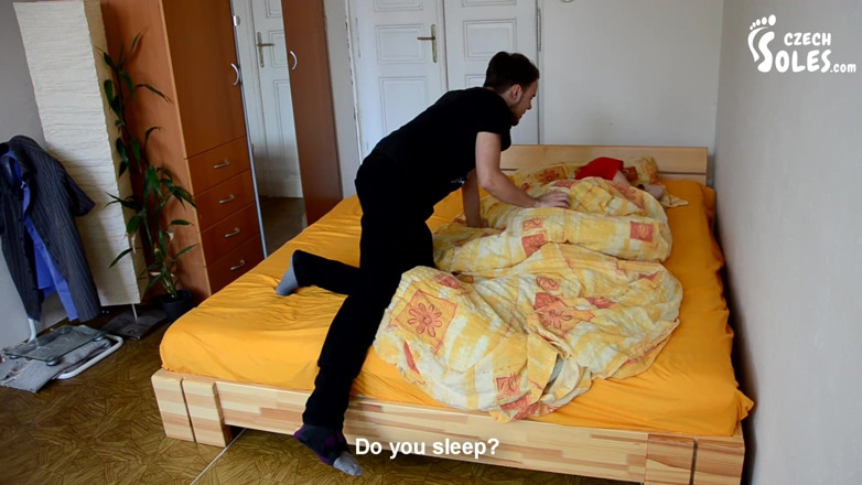 Czech Soles - foot fetish content: Réveillez-vous, adoration des pieds d'une nana