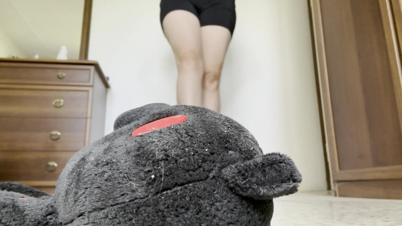 Bergami Melissa: Giantess Vs Loser