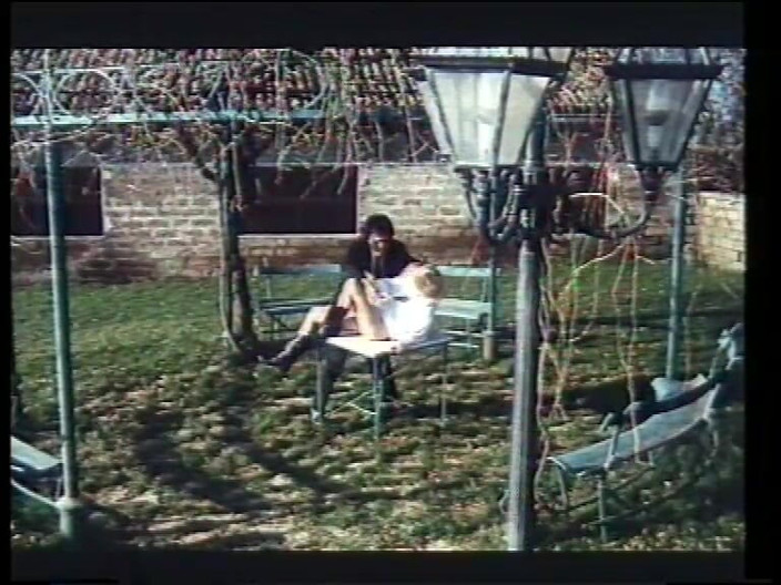 Vintage Movies XXX Best of: Блондинка-бомба Fantastica Moana Сосет И Дико Скачет На Члене