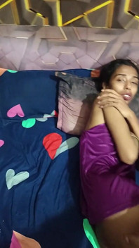 พี่สะใภ้ Desi โดนพ่อตาเย็ดในบ้านตัวเอง