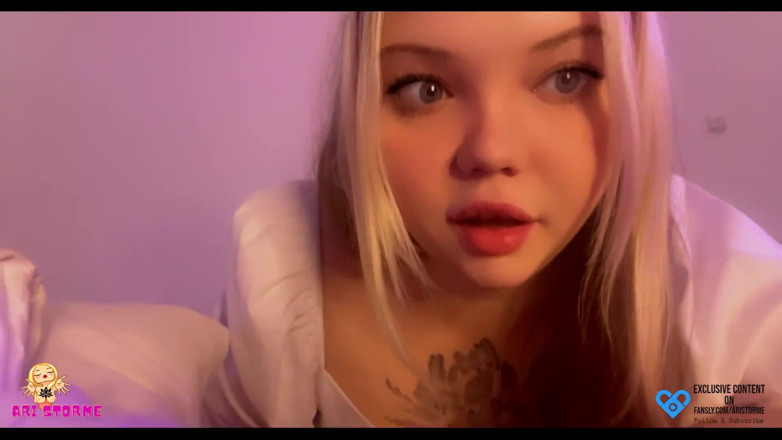 AurelliaCreampie: Je m’ai réveillé avec une super pipe