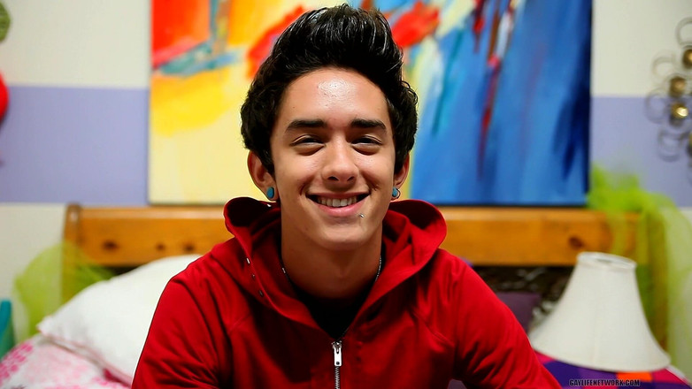 Lollipop Twinks: O sclipitor artistic este intervievat