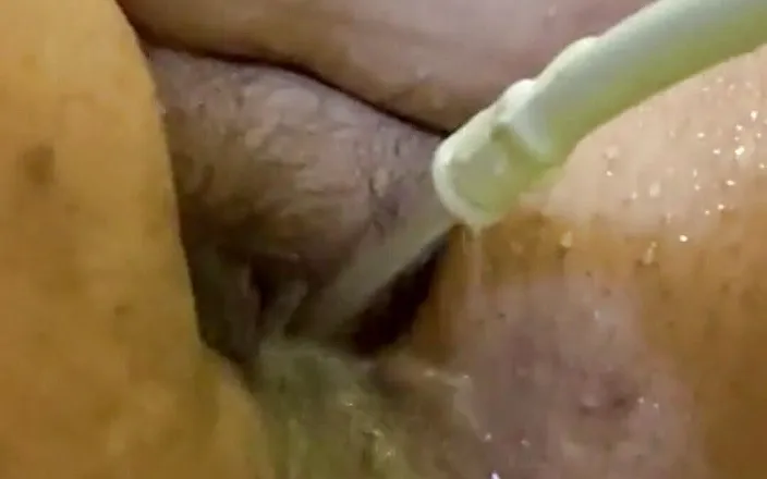 Real homemade BBW BBC porn: Bbwbootyful - fun request shaking my big thighs soapy bath play