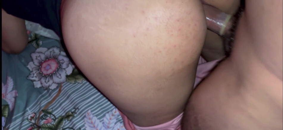 Bbclund Studio: Bhabhi India berpantat besar dalam seks keras gaya doggy