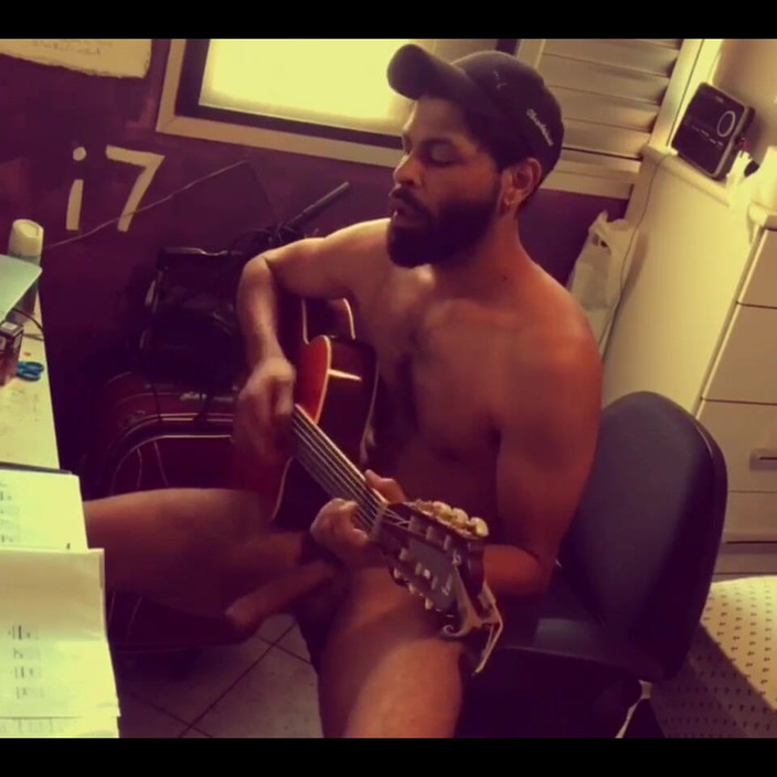 i7Bernard: Guitar #03