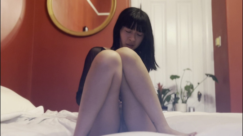 Felicity Azura: 純粋なフラストレーション