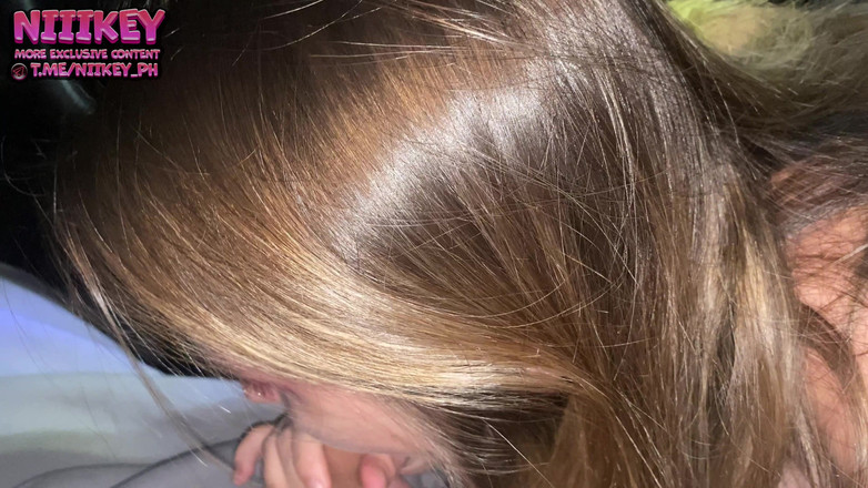 niiikey: İlk tinder randevusunda arabada seks yapıyor! Amının içine boşalmama izin...