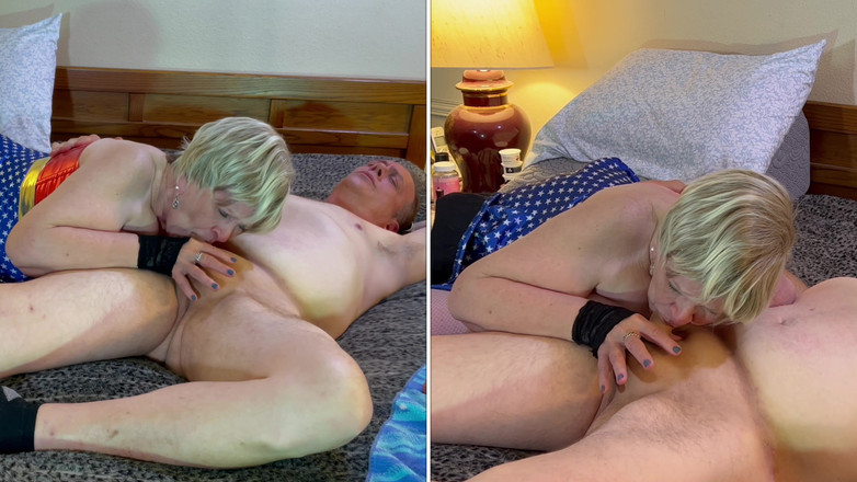 Carmen Angel: Granny America: Americká sání ptáka stará žena v domácnosti 7223fap