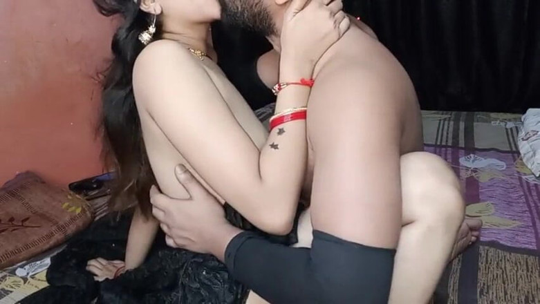 cuteindiancpl21: Bhabhi indienne, scènes romantiques, vidéo