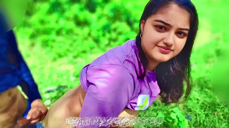 Your_aisha: Inocente chica india del pueblo primera vez sexo en selva,...